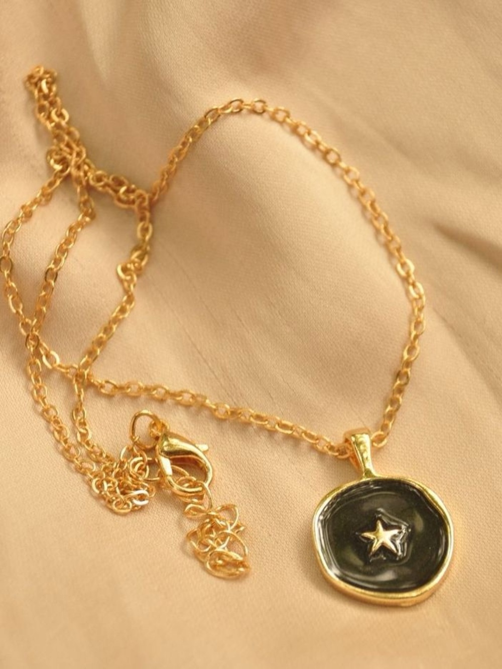 Gold-Tone Enamel Black Star Pendant Necklace Fall Halloween Astrology